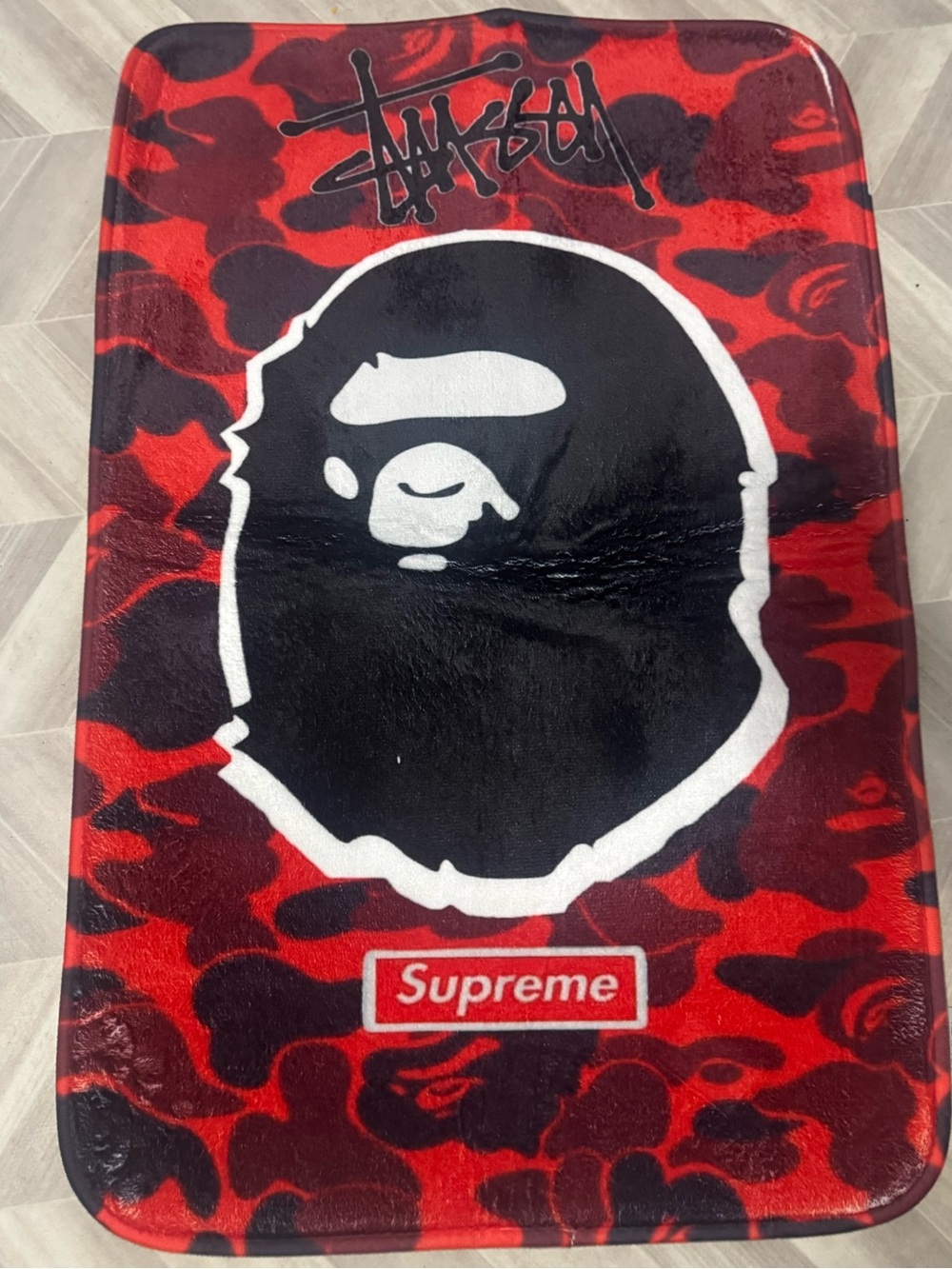 Supreme Red & Black Camo Tray with BAPE Ape Stussy Rug